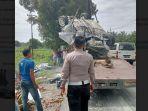 lakalantas-di-riau-tepatnya-di-ruas-jalan-lintas-pekanbaru-kuansing.jpg