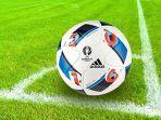 lapangan-sepakbola-bola-kaki.jpg