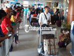 libur-natal-2018-jumlah-penumpang-bandara-ssk-ii-pekanbaru-capai-4348-orang.jpg