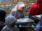 lomba-kaligrafi-masjid-at-taubah-ramadhan_20170613_142143.jpg<pf>lomba-kaligrafi-masjid-at-taubah-ramadhan_20170613_141714.jpg<pf>lomba-kaligrafi-masjid-at-taubah-ramadhan_20170613_141405.jpg<pf>lomba-kaligrafi-masjid-at-taubah-ramadhan_20170613_141523.jpg