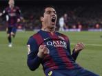 luis-suarez-rayakan-gol.jpg
