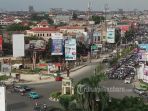macet-lalu-lintas-tugu-selamat-datang-simpang-empat-mal-ska_20180227_085520.jpg
