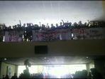 mahasiswa-uin-suska-demo-rektorat.jpg