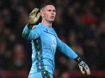manchester-united-antisipasi-hengkangnya-david-de-gea-langsung-amankan-dean-henderson.jpg