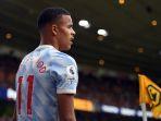 mason-greenwood-bersiap-untuk-mengambil-tendangan-sudut.jpg