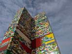 menara-lego-setengah-jadi-di-milan_20150623_145428.jpg
