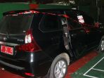 mobil-dinas-toyota-avanza-hitam-milik-pejabat-purbalingga_20180605_072018.jpg