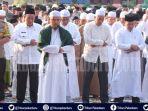 musim-kemarau-dan-karhutla-di-riau-masyarakat-dua-kabupaten-di-riau-gelar-sholat-istisqa-minta-hujan.jpg