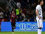 nicola-sansone-merayakan-gol-kedua-bologna.jpg