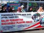 orangtua-protes-ppdb-sma8.jpg