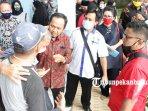 orangtua-siswa-geruduk-sma-negeri-8-pekanbaru-soal-ppdb-ok.jpg