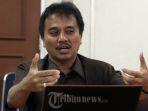 pakar-telematika-indonesia-roy-suryo.jpg