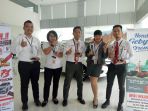 para-sales-honda-kerta-jaya-utama-peraih-prestasi-best-sales-award_20180820_190535.jpg
