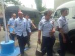 pegawai-kemenkum-ham-tes-urine-bnn-riau-26042016_20160426_140001.jpg