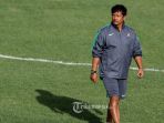 pelatih-timnas-indonesia-u-19-indra-sjafri_20170411_223230.jpg