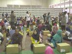 pelipatan_logistik_surat_suara_di_gudang_kpu_kota_pekanbaru.jpg
