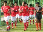 pemain-semen-padang-menggelar-latihan.jpg