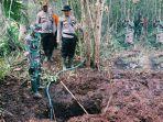 penanganan-karhutla-di-riau-4-hari-tim-gabungan-berjibaku-padamkan-api-dalam-4-hektar-kebun-kelapa.jpg