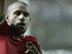penggawa-timnas-indonesia-boaz-salossa_20161218_223034.jpg
