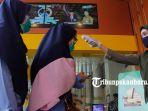 pengunjung-mpp-dicek-suhu-tubuh-okeeee.jpg