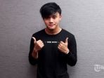 penyanyi-rizky-febian-sule_20170825_141104.jpg