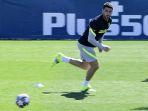 penyerang-atletico-madrid-luis-suarez-dalam-sesi-latihan-jelang-kontra-chelsea.jpg