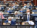 perdana-menteri-muhyiddin-yassin-menyampaikan-pidatonya.jpg