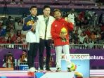 pesenam-artistik-putra-indonesia-agus-prayoko-jaket-merah-raih-medali-perunggu_20180826_212127.jpg