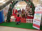 pojok-natal-di-mal-pekanbaru_20171226_100946.jpg