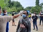 polair-dumai-berhasil-amankan-16-orang-diduga-tki-ilegal-asal-malaysia-masuk-pdp-atau-odp-covid-19.jpg