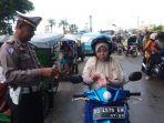 polisi-razia-istri-sendiri.jpg