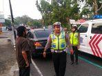 polisi-tilang-pelanggar-lalu-lintas-di-kampar.jpg