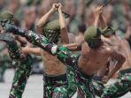prajurit-kopassus-saat-latihan.jpg