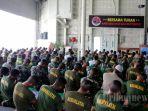 prajurit-tni-al-hikmat-melaksanakan-sholat-jumat-berjamaah.jpg