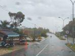 prakiraan-cuaca-riau-hujan-disertai-petir-dan-angin-kencang-di-pelalawan-sungai-di-pelalawan-aman.jpg