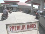 premium-habis-spbu-jalan-thamrin_20181026_152337.jpg