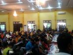 prosesi-penabalan-gelar-adat-ustadz-abdul-somad_20180220_092737.jpg