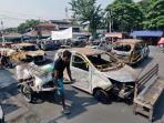 puing-mobil-sisa-terbakar-kerusuhan-2019.jpg