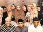 puluhan-seleb-indonesia-ikuti-kajian-bareng-ustadz-abdul-somad-dan-felix-siauw_20180604_082538.jpg