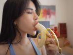 rahasia-langsing-tubuh-maria-vania-maria-vania-makan-pisang-sbg-karbohidrat-tak-makan-nasi-8-tahun.jpg