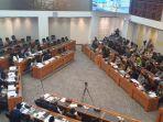 rapat-paripurna-DPR-RI-bahas-RUU-TNI.jpg