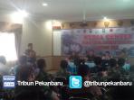 rapat-pemaparan-penanganan-karlahut_20160324_160647.jpg
