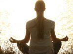relaksasi-semedi-bertapa.jpg