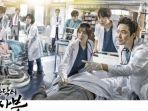 romantic-doctor-teacher-kim-2.jpg