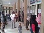 ruang-tunggu-pelayanan-kantor-disdukcapil-pelalawan_20180921_140425.jpg