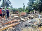 rumah-dusun-Desa-Rawang-Sati-Pelalawan-terbakar.jpg