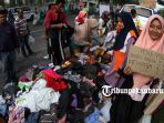 rumah-zakat-jualan-baju-laik-pakai_20181104_160101.jpg<pf>rumah-zakat-jualan-baju-laik-pakai-untuk-donasi-palu-dan-donggala_20181104_160019.jpg<pf>rumah-zakat-jualan-baju-laik-pakai_20181104_160114.jpg