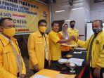 sahril-terpilih-kembali-jadi-ketua-dpd-golkar-pekanbaru.jpg