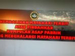 salah-satu-spanduk-lmr-siak_20170409_180954.jpg