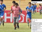 salam-perpisahan-gusnedi-adang-skuad-psps_20181006_102049.jpg